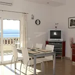 With Parking Space - Brac - 2900 Apartman