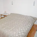 Apartman With Parking Space - Brac - 2900 *