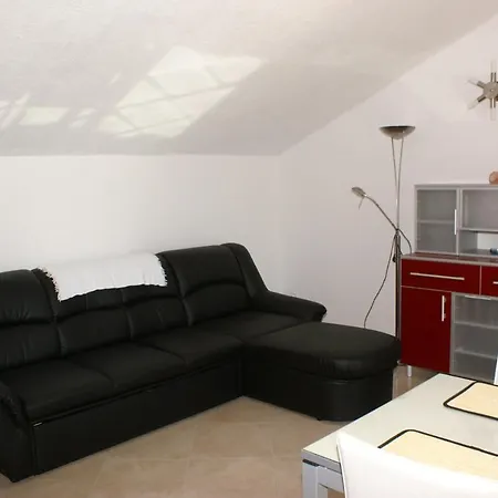 With Parking Space Bol, Brac - 2900 * בול