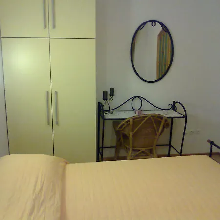 דירה With Parking Space Bol, Brac - 2900 בול
